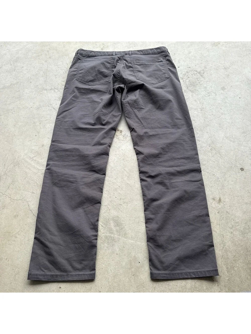 Faherty Pants Mens 35 Ash Gray Movement 5-Pocket Stretch Straight Golf Casual